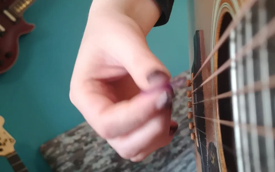 How to Improve Your Hybrid Picking Technique in Four Easy Steps