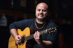 Andy McKee acoustic guitar musician