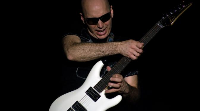 the story of legendary guitar player Joe Satriani