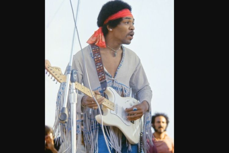 Biographies of World Figures: Jimi Hendrix, the Legendary Guitarist