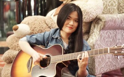 Josephine has officially become a fingerstyle guitarist with a total of 676 thousand subscribers!