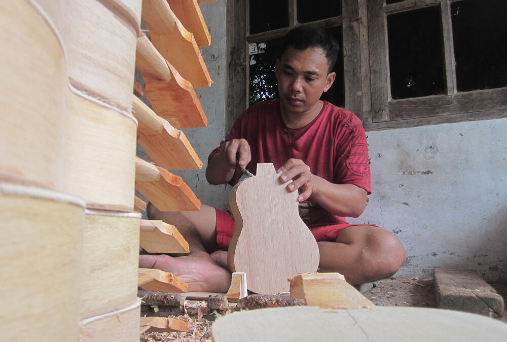 Guitar Village in Baki Sukoharjo, a haven for stringed instruments