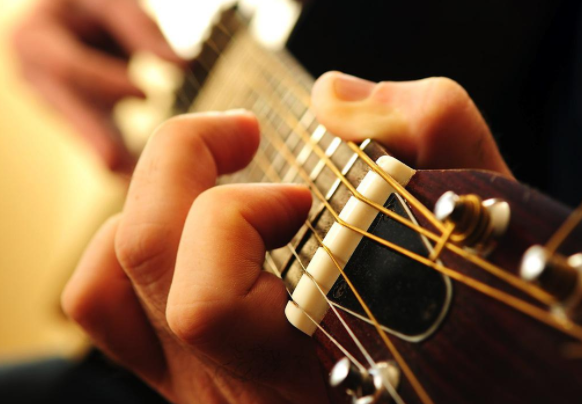 Fingerstyle Guitar Tips for Beginners