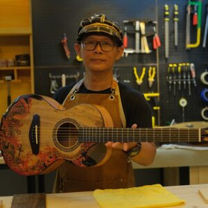 Batiksoul No.125 Parlor Crescentia Moon Batik Dragon