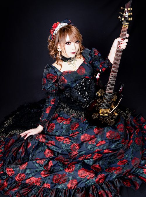 HIZAKI: Visual Kei Icon and Virtuoso Guitarist